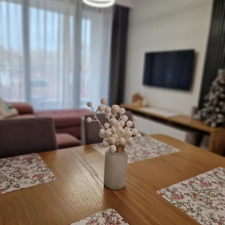 Sun In The Heart Of - Location - Free Private Parking Апартамент *