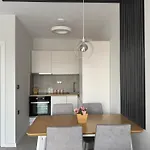 Sun In The Heart Of - Location - Free Private Parking